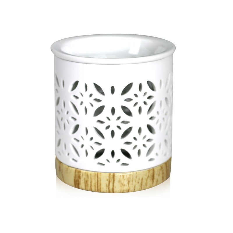 5206753048831_1 🌿 ΑΡΩΜΑΤΙΣΤΗΣ ΑΙΘΕΡΙΩΝ ΕΛΑΙΩΝ 9.5x11cm VC2956 Δημιούργησε μια ζεστή και χαλαρωτική ατμόσφαιρα στο σπίτι σου με τον αρωματιστή αιθερίων ελαίων VC2956. Ιδανικός για σαλόνι, υπνοδωμάτιο, μπάνιο ή επαγγελματικούς χώρους όπως spa & γραφεία, χαρίζει διακριτικό άρωμα και ευεξία στο περιβάλλον. Απλά πρόσθεσε λίγες σταγόνες από το αγαπημένο σου αιθέριο έλαιο με λίγο νερό στο επάνω δοχείο και τοποθέτησε ένα ρεσώ στη βάση — και άφησε το άρωμα να σε ταξιδέψει! ✨