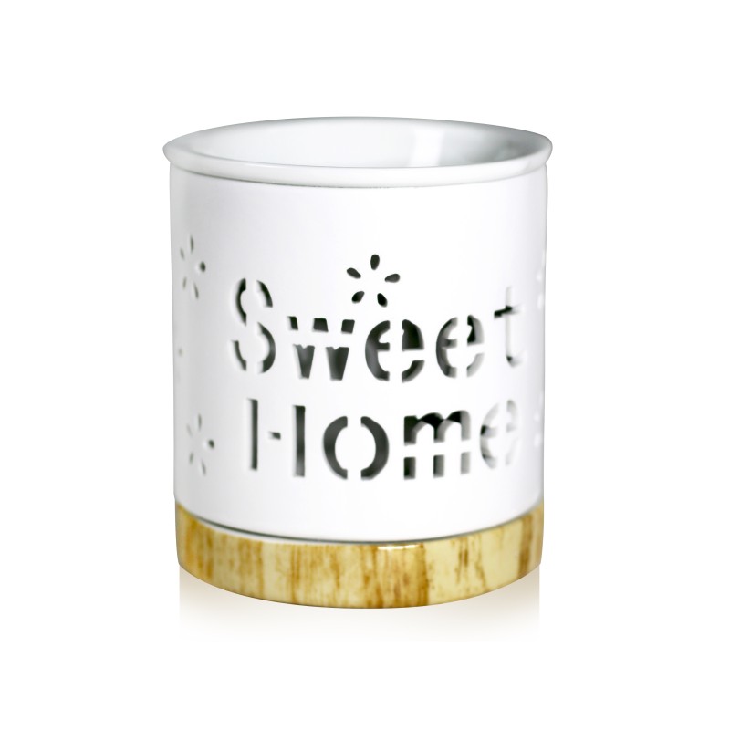 5206753048831_3 🌿 ΑΡΩΜΑΤΙΣΤΗΣ ΑΙΘΕΡΙΩΝ ΕΛΑΙΩΝ 9.5x11cm VC2956 Δημιούργησε μια ζεστή και χαλαρωτική ατμόσφαιρα στο σπίτι σου με τον αρωματιστή αιθερίων ελαίων VC2956. Ιδανικός για σαλόνι, υπνοδωμάτιο, μπάνιο ή επαγγελματικούς χώρους όπως spa & γραφεία, χαρίζει διακριτικό άρωμα και ευεξία στο περιβάλλον. Απλά πρόσθεσε λίγες σταγόνες από το αγαπημένο σου αιθέριο έλαιο με λίγο νερό στο επάνω δοχείο και τοποθέτησε ένα ρεσώ στη βάση — και άφησε το άρωμα να σε ταξιδέψει! ✨