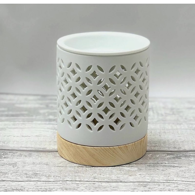 5206753048831_6 🌿 ΑΡΩΜΑΤΙΣΤΗΣ ΑΙΘΕΡΙΩΝ ΕΛΑΙΩΝ 9.5x11cm VC2956 Δημιούργησε μια ζεστή και χαλαρωτική ατμόσφαιρα στο σπίτι σου με τον αρωματιστή αιθερίων ελαίων VC2956. Ιδανικός για σαλόνι, υπνοδωμάτιο, μπάνιο ή επαγγελματικούς χώρους όπως spa & γραφεία, χαρίζει διακριτικό άρωμα και ευεξία στο περιβάλλον. Απλά πρόσθεσε λίγες σταγόνες από το αγαπημένο σου αιθέριο έλαιο με λίγο νερό στο επάνω δοχείο και τοποθέτησε ένα ρεσώ στη βάση — και άφησε το άρωμα να σε ταξιδέψει! ✨