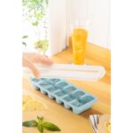 παγοθήκη πλαστική με καπάκι, θήκη για πάγο, παγοθήκη κατάψυξης, ice tray με καπάκι, παγοθήκη κουζίνας, παγοθήκη για ποτά, παγοθήκη πλαστική, θήκη παγοκύβων, αξεσουάρ κουζίνας, παγοθήκη οικιακή.