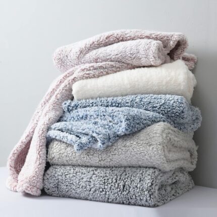 κουβέρτα Sherpa Soft 220x200cm, κουβέρτα Sherpa 220x200, κουβέρτα Sherpa Soft, μεγάλη κουβέρτα 220x200, χειμερινή κουβέρτα, ζεστή κουβέρτα, κουβέρτα κρεβατιού, κουβέρτα καναπέ, cozy κουβέρτα, κουβέρτα για χειμώνα, Sherpa blanket, κουβέρτα NoNG68140-2, 5206753051381
