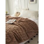 κουβέρτα ζακάρ βελούδο sherpa, κουβέρτα sherpa 220x200, κουβέρτα ζακάρ βελούδο, κουβέρτα διπλή sherpa, κουβέρτα βελούδο 220x200, κουβέρτα sherpa 7 χρώματα, κουβέρτα διπλού κρεβατιού, κουβέρτα προβατάκι, ζεστή χειμερινή κουβέρτα, κουβέρτα βελούδινη, κουβέρτα με χνουδωτή επένδυση, κουβέρτα για υπνοδωμάτιο, κουβέρτα για Airbnb, κουβέρτα για ενοικιαζόμενα δωμάτια, χειμερινά λευκά είδη, jacquard velvet sherpa blanket, G23-BT034-2, 5206753051435